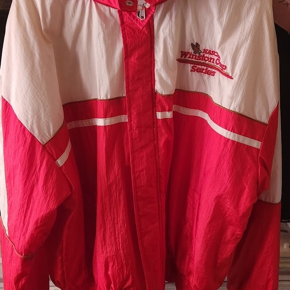 LARGE AUTOGRAPHED NASCAR WINDBREAKER FROM 492 lap Goodwrench race 95 - Picture 3 of 12